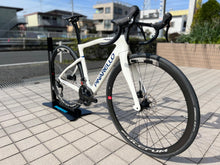 画像をギャラリービューアに読み込む, 【店舗受取】PINARELLO F5 完成車 カラー:E321 FURIOUS WHITE サイズ:465 商談予約手数料