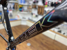 画像をギャラリービューアに読み込む, 【店舗受取】TREK Émonda SL Disc Dnister Black/Trek Black 52サイズ フレームセット 現品限り ¥365,700-税込 ご商談ご予約手数料