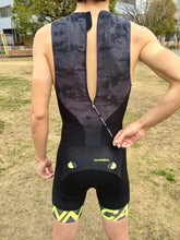 画像をギャラリービューアに読み込む, Cannibal 65%OFF メンズ CANN ウルトラ トライスーツ リアジップ CAMO BLACK