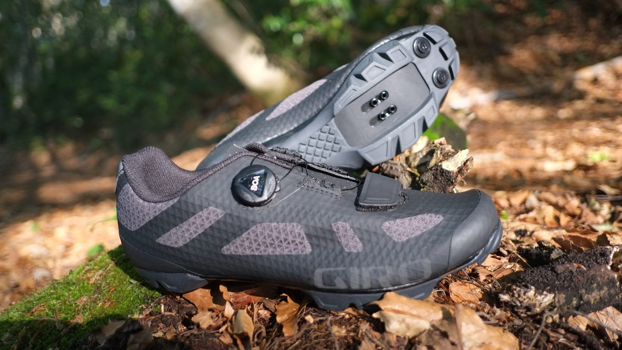 GIRO RINCON 限定カラー：ブラック入荷。究極のフィットを求める 