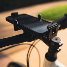 画像をギャラリービューアに読み込む, LEZYNE CNC PHONE MOUNT
