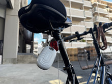 画像をギャラリービューアに読み込む, TANNER WIRED LOCK BLUE
