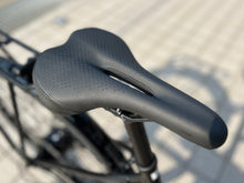 画像をギャラリービューアに読み込む, 【即納】【店舗受取】TREK FX+ 2 Stagger Satin Trek Black Sサイズ ¥279,290-税込 セール価格¥199,000-税込 商談予約手数料
