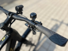 画像をギャラリービューアに読み込む, 【即納】【店舗受取】TREK FX+ 2 Stagger Satin Trek Black Sサイズ ¥279,290-税込 セール価格¥199,000-税込 商談予約手数料
